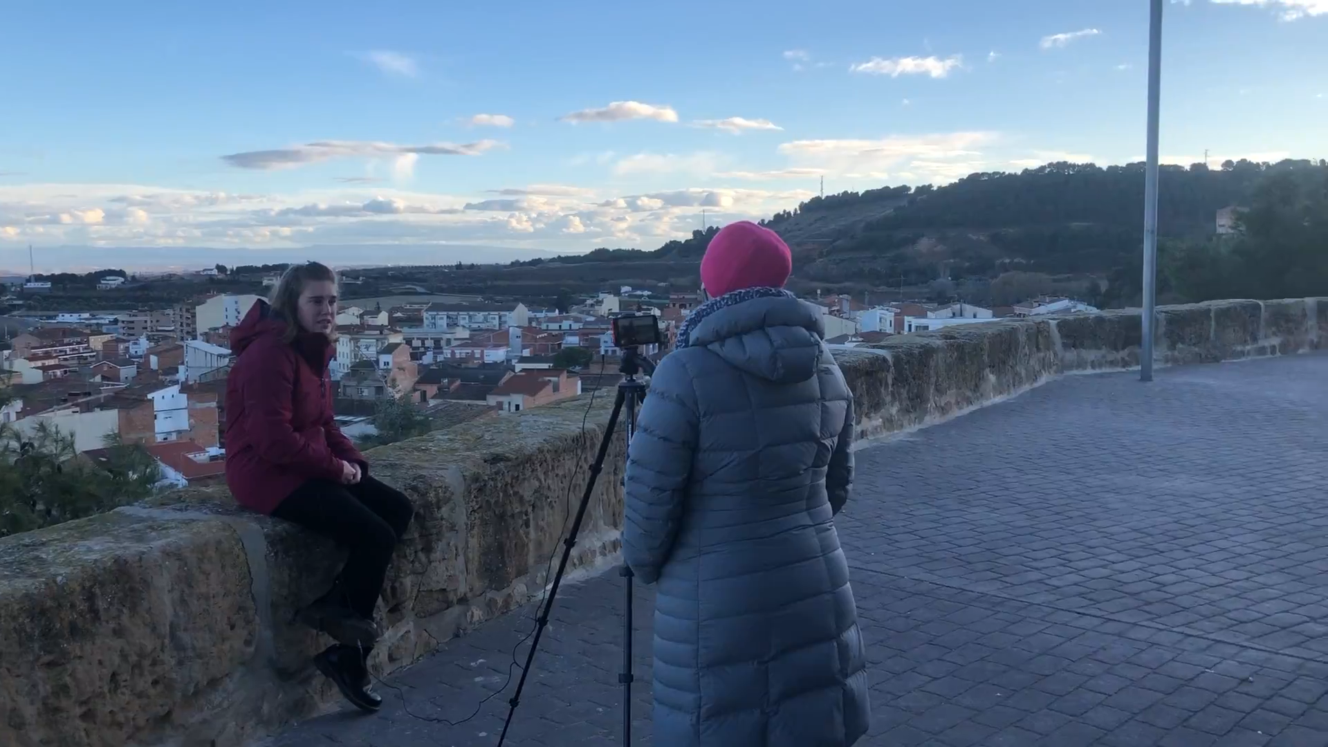 Pili Garcia i Aida Goixart a la Barana del Fossar per entrevista a Adona't